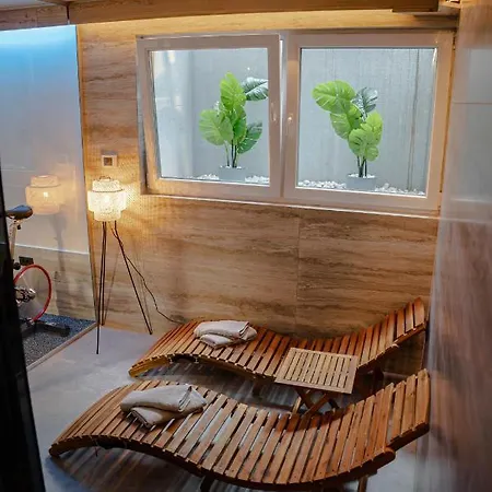 Alpeart Units アパート